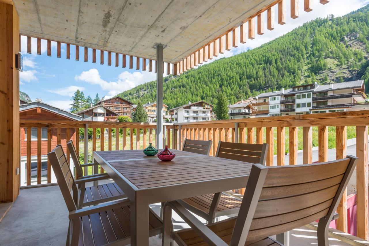 Montela Apartments - Haus D Saas-Grund Exterior photo